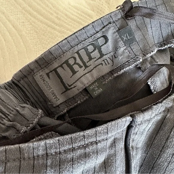 Vintage Tripp NYC Charcoal Button-Up Halter Top - Picture 4 of 4